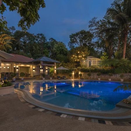 ホテル Hillcreek Gardens Tagaytay Luksuhin エクステリア 写真