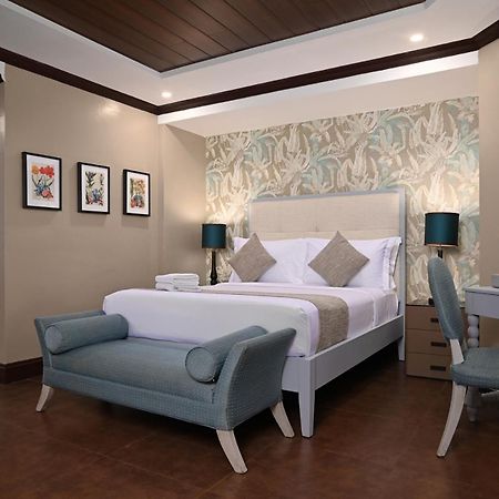 ホテル Hillcreek Gardens Tagaytay Luksuhin エクステリア 写真