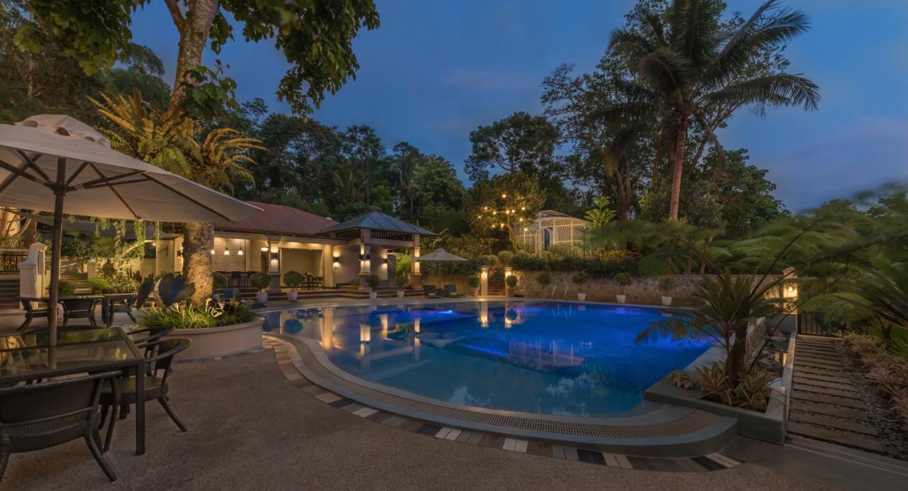 ホテル Hillcreek Gardens Tagaytay Luksuhin エクステリア 写真