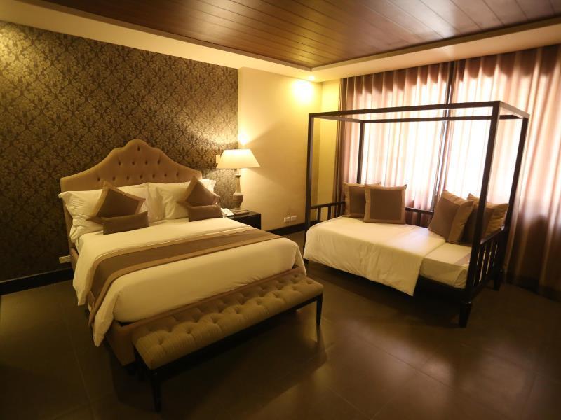 ホテル Hillcreek Gardens Tagaytay Luksuhin エクステリア 写真